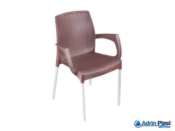Purchase and price of boss plastic chair types